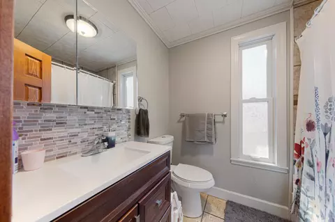 Bath - 204 Central Ave N, Mapleton, MN 56065 photo 1 of 1
