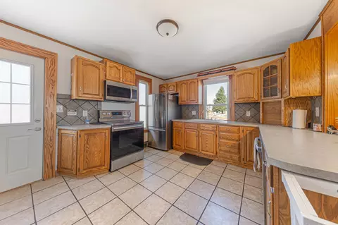 Kitchen - 204 Central Ave N, Mapleton, MN 56065 photo 2 of 5