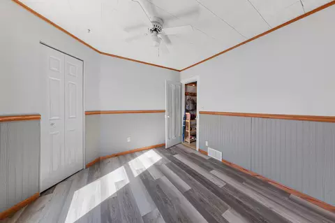 Bedroom - 204 Central Ave N, Mapleton, MN 56065 photo 1 of 7
