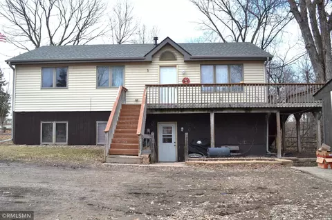 8 W Avenue Ave W, Dundas, MN 55019