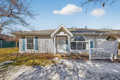 1936 Cabernet Ln NW, Rochester, MN 55901