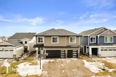 1161 Albert Ct W, West Fargo, ND 58078