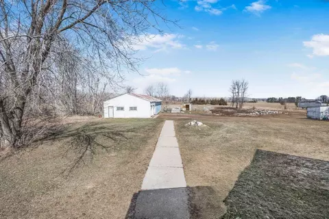 Exterior - 13150 185th St, Milaca, MN 56353 photo 4 of 9