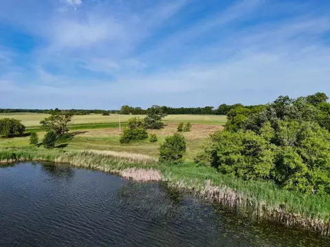 507 Nn 397th Ave D2, Frazee, MN 56544