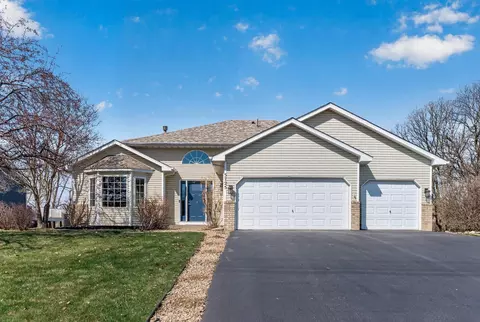 5725 Yucca Ln N, Plymouth, MN 55446