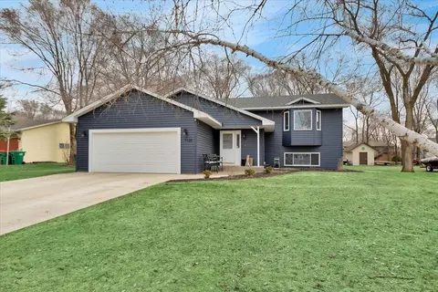1120 Wall St, Big Lake, MN 55309