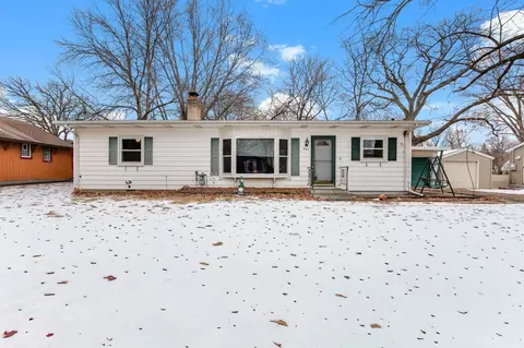 843 2nd St SE, Forest Lake, MN 55025