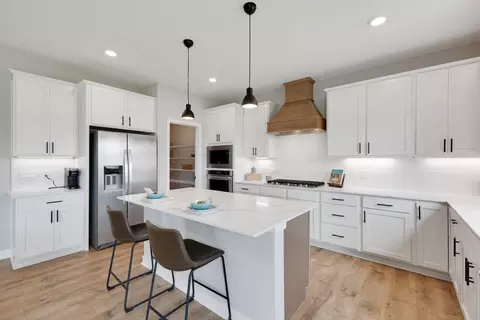 17298 Dimension Ave, Lakeville, MN 55044