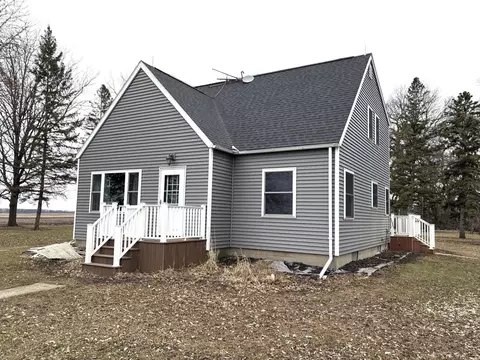 Exterior - 2075 80th St SW, Montevideo, MN 56265 photo 6 of 8