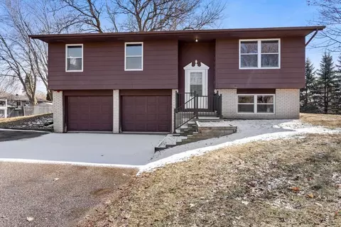 20050 Dunbar Ave, Farmington, MN 55024