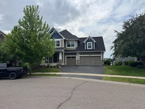 16783 Draft Horse Ct, Lakeville, MN 55044