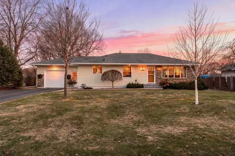 190 Lawrence St, Prescott, WI 54021