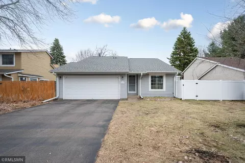 5600 Albert St, Shoreview, MN 55126
