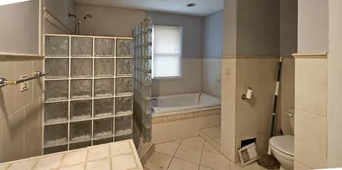 Bath - 175 Juniper Ln, Apple Valley, MN 55124 photo 1 of 4