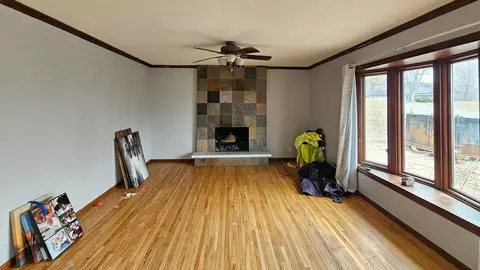 Living - 175 Juniper Ln, Apple Valley, MN 55124 photo 1 of 2