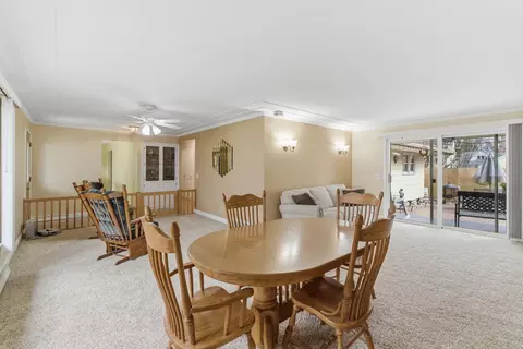 Dining - 205 3rd Ave SE, Mapleton, MN 56065 photo 1 of 1