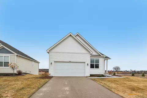 9035 62nd St S, Cottage Grove, MN 55016