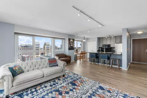 433 S 7th St #1801, Minneapolis, MN 55415