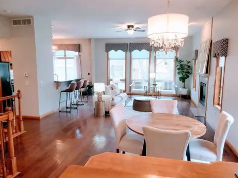 1420 Summit Shores Dr, Burnsville, MN 55306