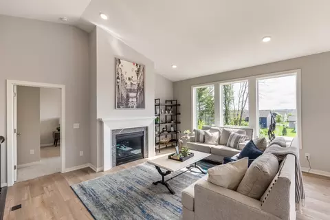 9135 62nd St S, Cottage Grove, MN 55016