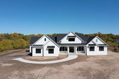 9250 Underhill Ln, Rogers, MN 55374