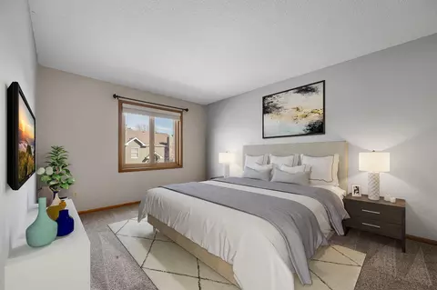 Bedroom - 2505 Geranium Ave E, Maplewood, MN 55119 photo 1 of 6