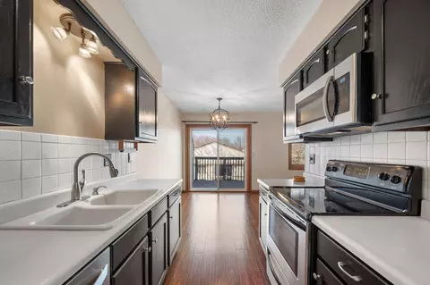 Kitchen - 2505 Geranium Ave E, Maplewood, MN 55119 photo 4 of 4