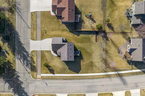 2013 12th Ave NE, Austin, MN 55912