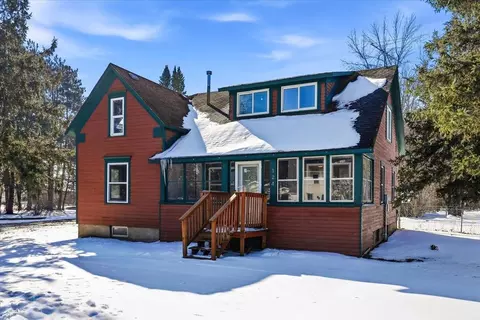 124 S Avenue Ave E, Clear Lake, WI 54005