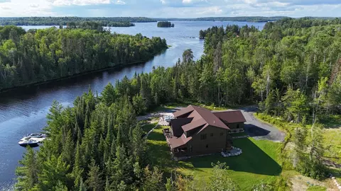 7523 Nelson Rd, Crane Lake, MN 55725