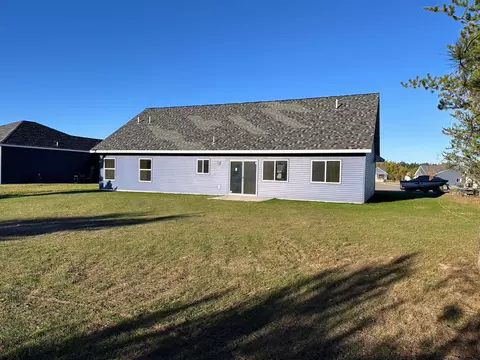 Exterior - 916 NW 7th Ave NW, Perham, MN 56573 photo 2 of 8