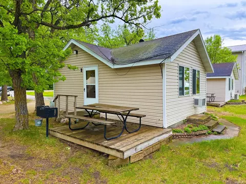 27621 Co Hwy 83 #2, Battle Lake, MN 56515