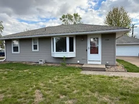 550 115th Ave NW, Coon Rapids, MN 55448