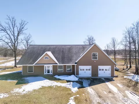 1212 Mcguire Ln, Grand Rapids, MN 55744