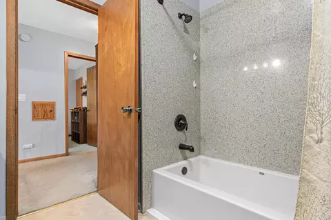 3772 Red Robin Ln, Eagan, MN 55122 photo 12
