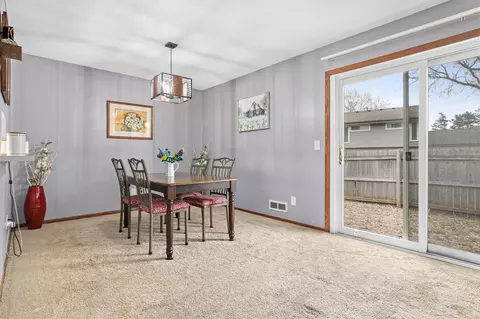 3772 Red Robin Ln, Eagan, MN 55122 photo 5