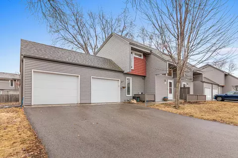 3772 Red Robin Ln, Eagan, MN 55122 photo 20