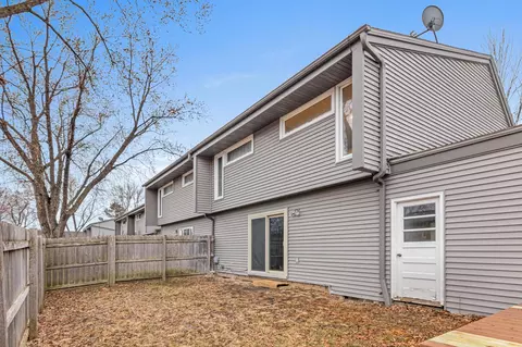 3772 Red Robin Ln, Eagan, MN 55122 photo 21