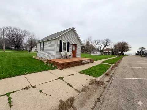 351 Main St, Kenneth, MN 56147