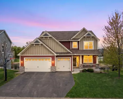 15271 Creekside Ln, Osseo, MN 55369