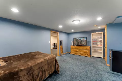 Bedroom - 902 7th Ave E, Shakopee, MN 55379 photo 6 of 6