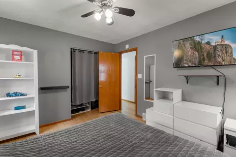 Bedroom - 902 7th Ave E, Shakopee, MN 55379 photo 4 of 6