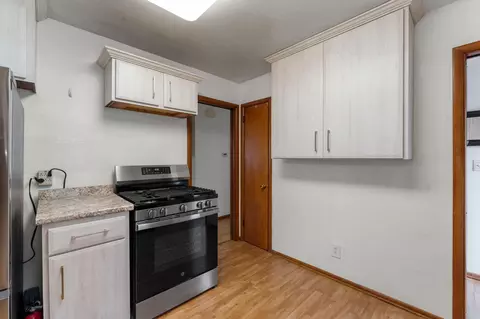 Kitchen - 902 7th Ave E, Shakopee, MN 55379 photo 3 of 3