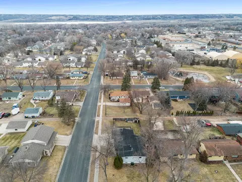View/Area - 902 7th Ave E, Shakopee, MN 55379 photo 5 of 8