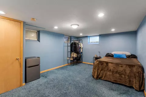 Bedroom - 902 7th Ave E, Shakopee, MN 55379 photo 5 of 6