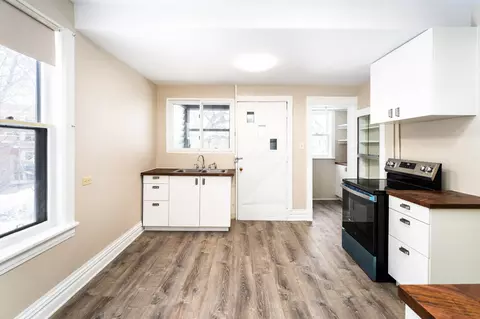 Kitchen - 706 E 11th St, Duluth, MN 55805 photo 3 of 4