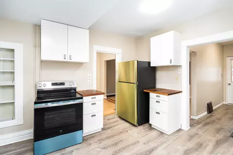 Kitchen - 706 E 11th St, Duluth, MN 55805 photo 4 of 4