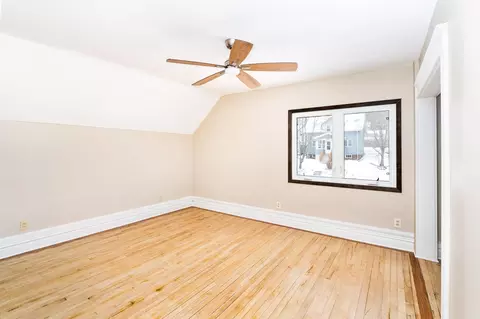 Bedroom - 706 E 11th St, Duluth, MN 55805 photo 1 of 3