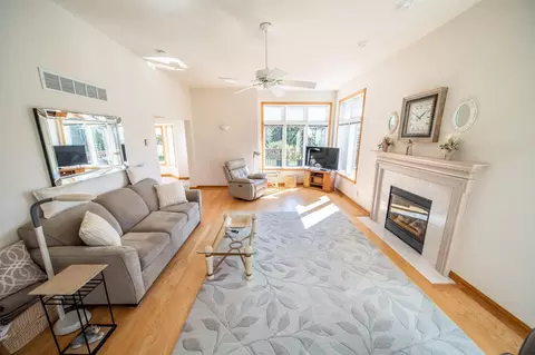 Living - 7914 50th Ave NW, Oronoco, MN 55960 photo 1 of 6