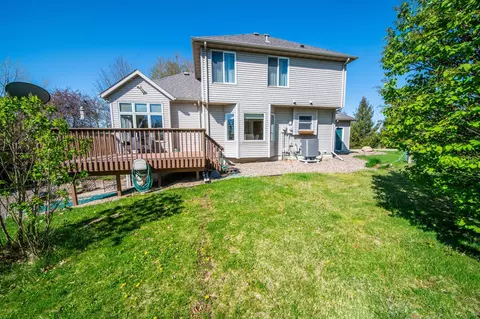 Exterior - 7914 50th Ave NW, Oronoco, MN 55960 photo 3 of 17
